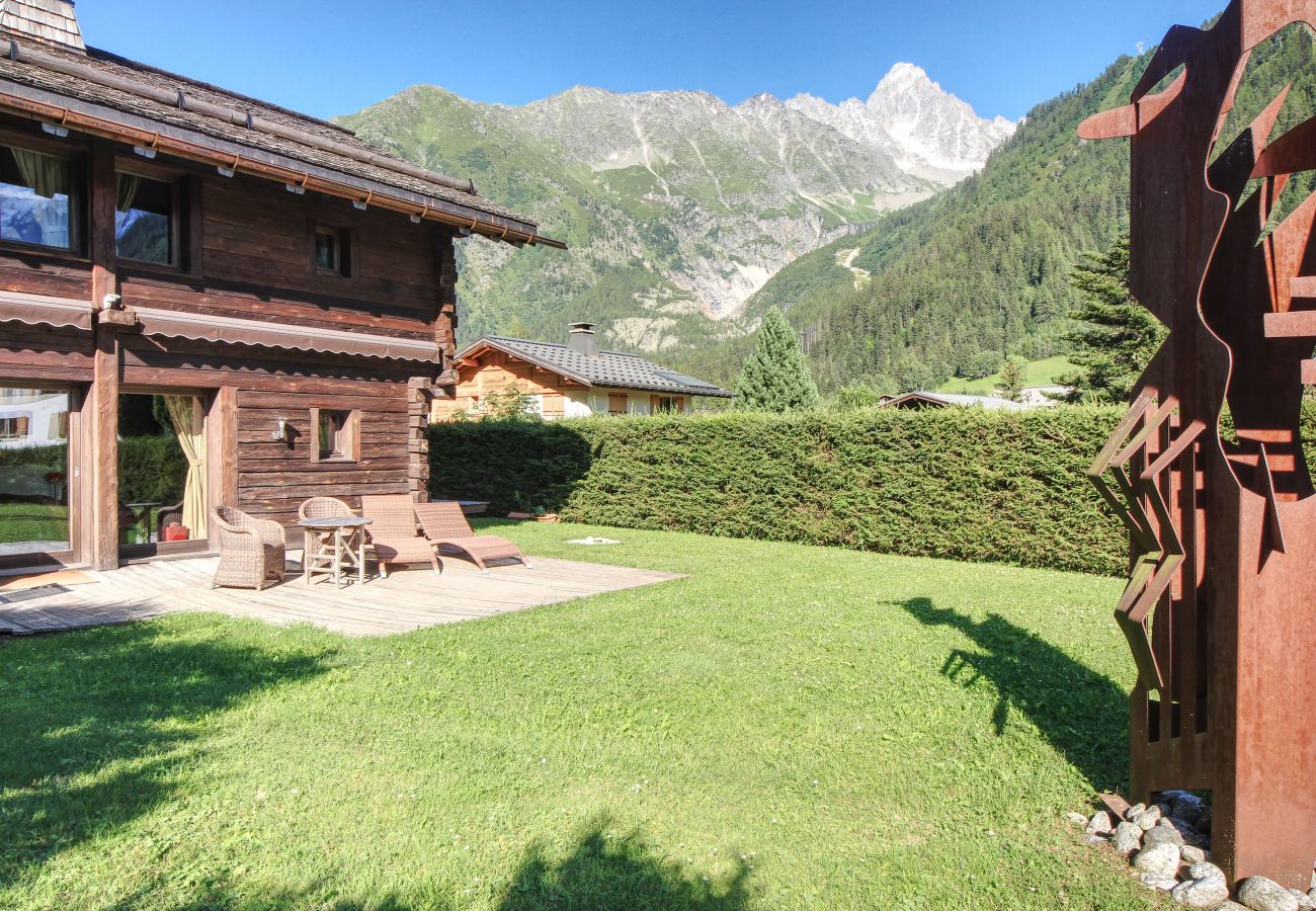 Chalet à Chamonix-Mont-Blanc - Milano - Alpine chalet with huge jacuzzi