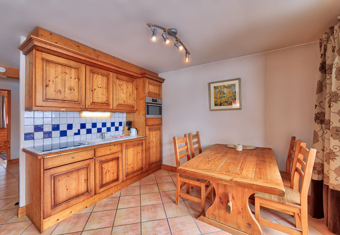Open plan kitchen and dining space