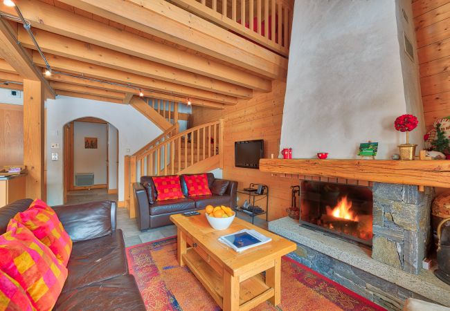 Chalet in Chamonix-Mont-Blanc - Chalet Coralie Chalet in Chamonix-Mont-Blanc - Chalet Coralie