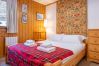 Apartment in Chamonix-Mont-Blanc - Petit Jardin: Residence Via des Traz B Apartment in Chamonix-Mont-Blanc - Petit Jardin: Residence Via des Traz B
