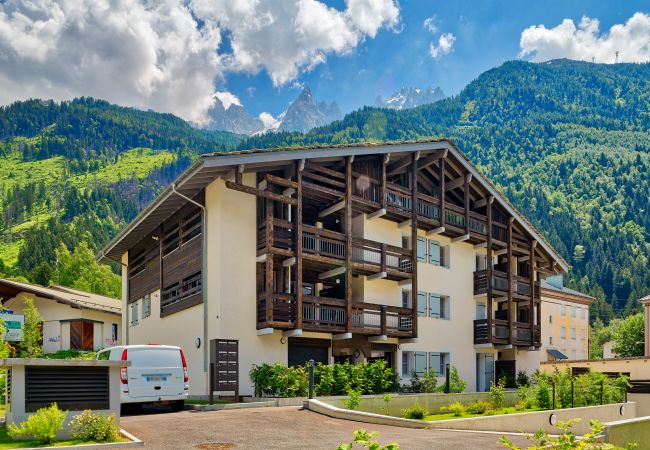 Apartment in Chamonix-Mont-Blanc - Base Camp: Residence Ferme de Montenvers