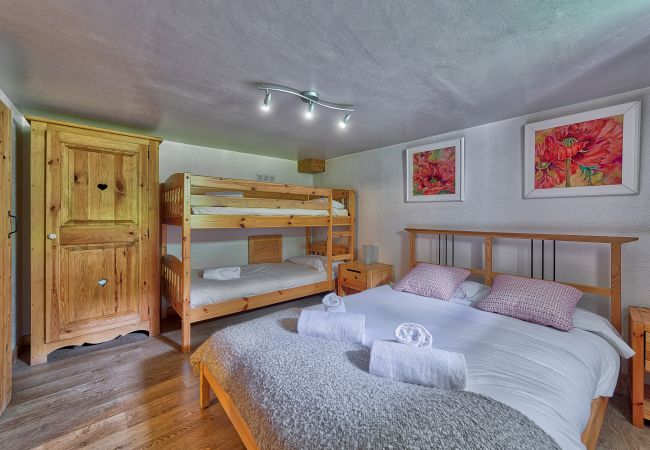 Chalet in Chamonix-Mont-Blanc - Chalet Heidi Chalet in Chamonix-Mont-Blanc - Chalet Heidi