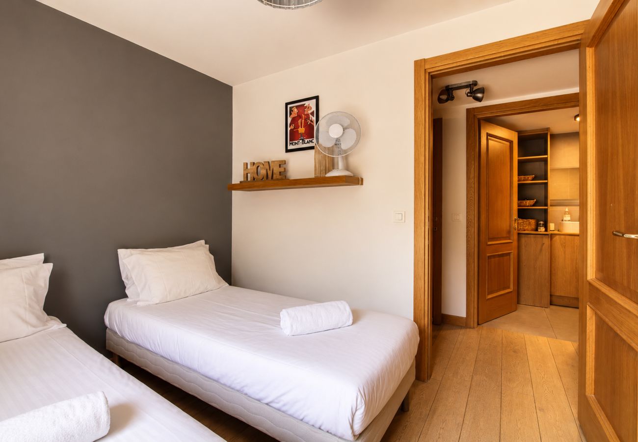 Apartment in Chamonix-Mont-Blanc - Apartment Picasso | Chamonix Centre