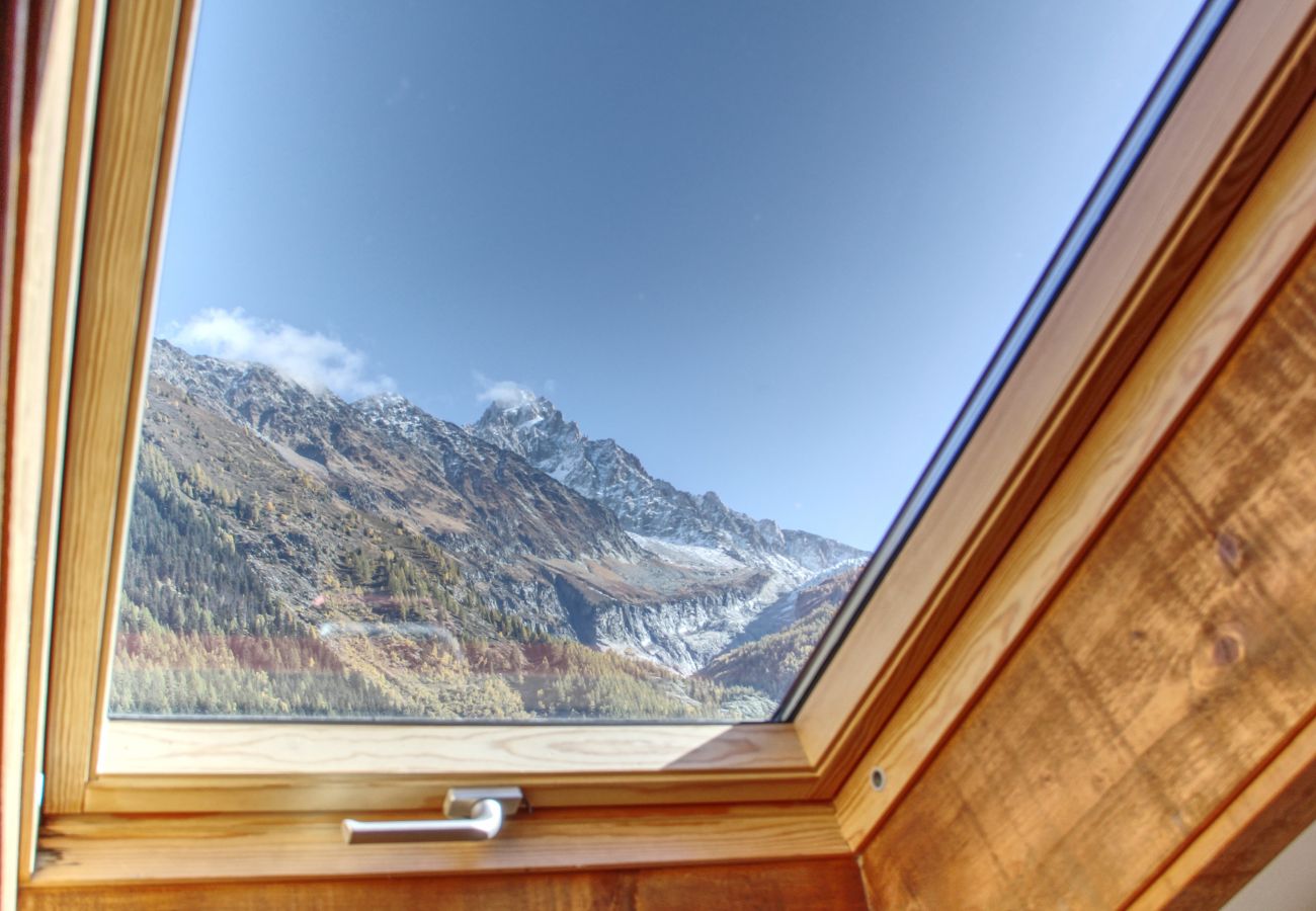 Apartment in Chamonix-Mont-Blanc - Apartment The Old Library