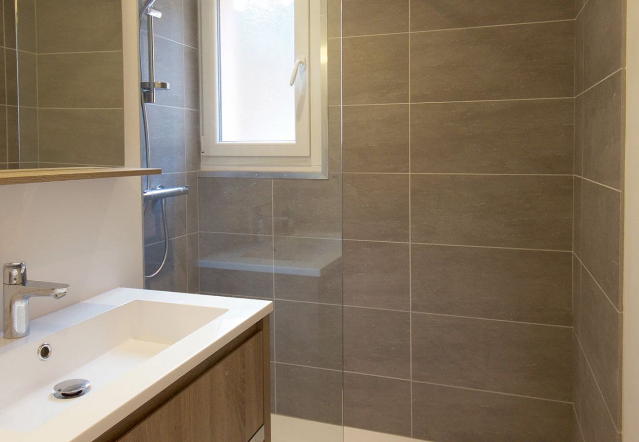 Apartment in Chamonix-Mont-Blanc - Apartment Solomon - 2 bedrooms - Chamonix