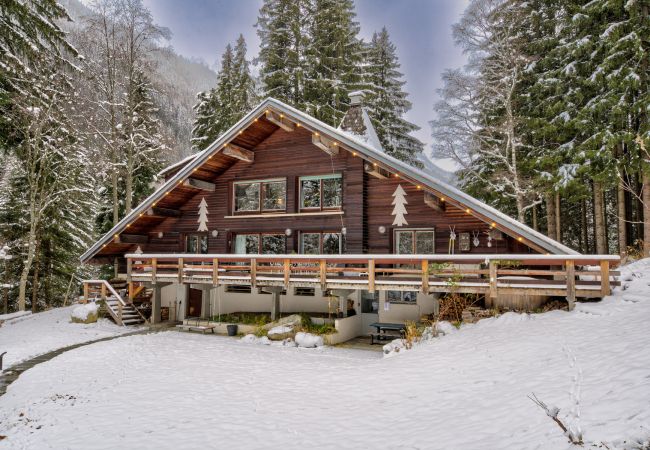 Villa in Chamonix-Mont-Blanc - Xanadu - Vibrant, fun luxury chalet for 14
