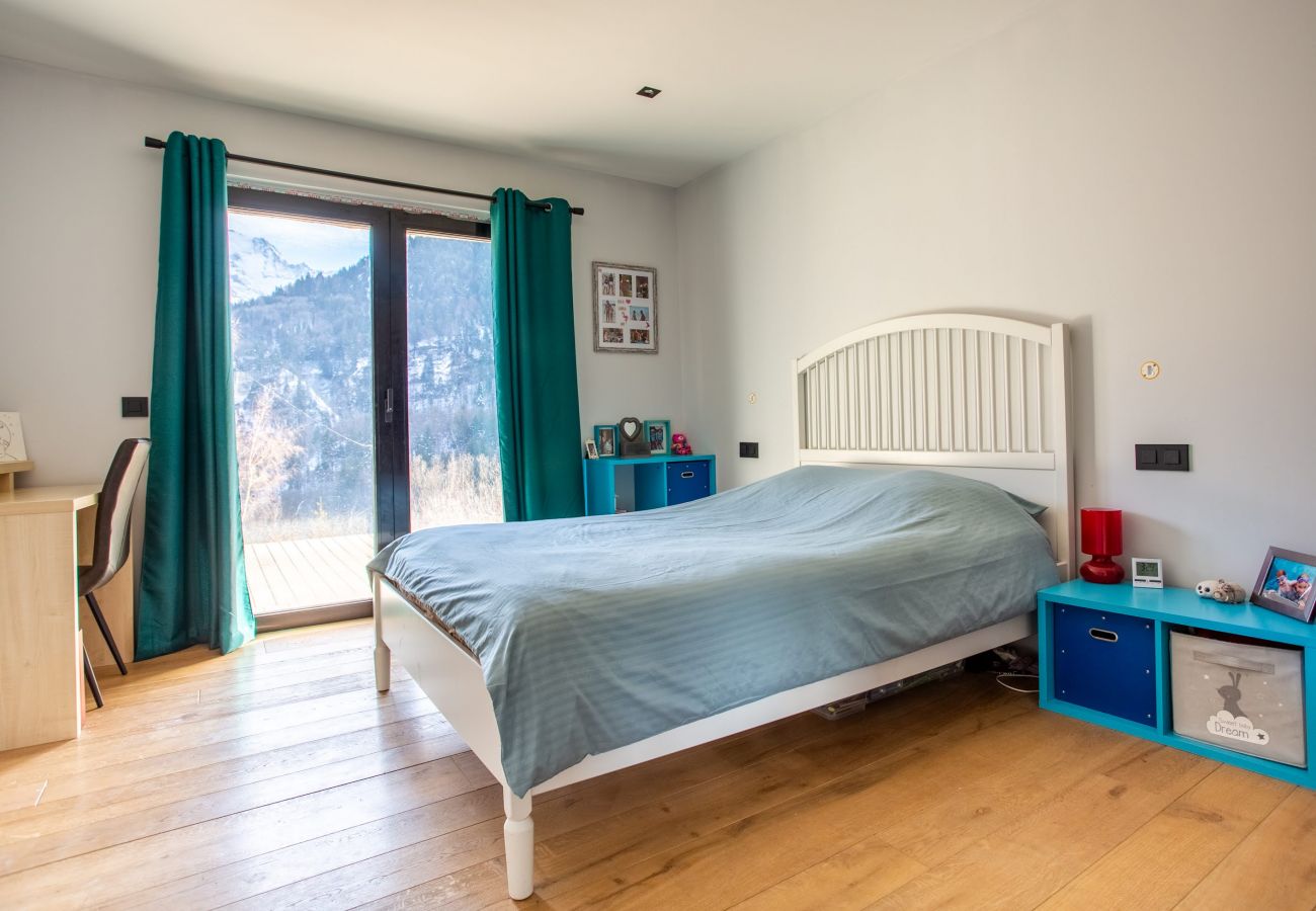 Chalet in Servoz - Chalet Asgard