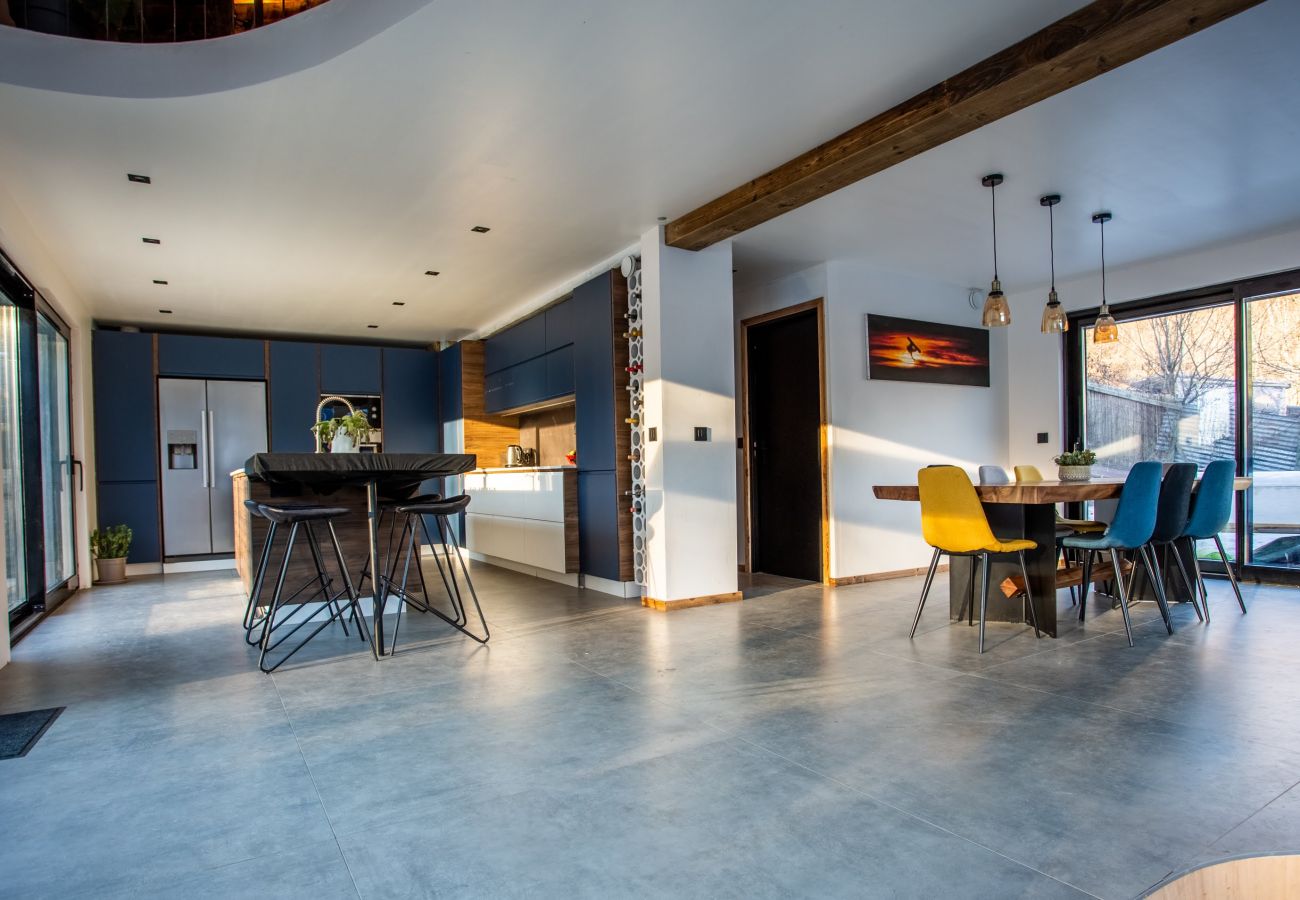 Chalet in Servoz - Chalet Asgard