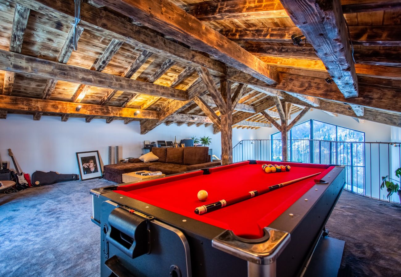 Chalet in Servoz - Chalet Asgard
