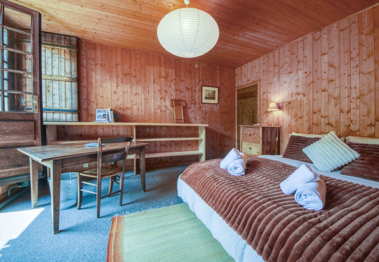 Chalet in Les Houches - Chalet Pêle-Mêle