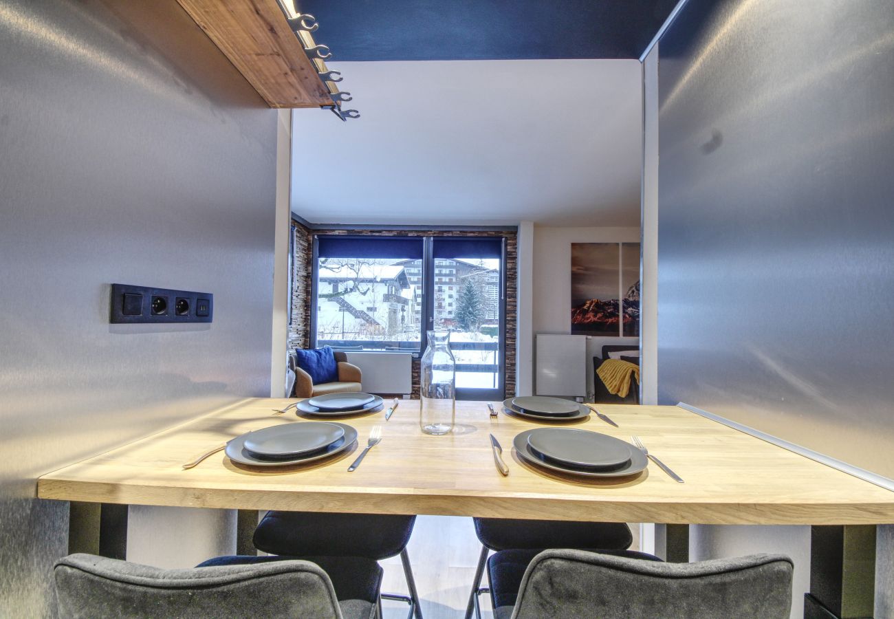 Apartment in Chamonix-Mont-Blanc - Apartment Sierra