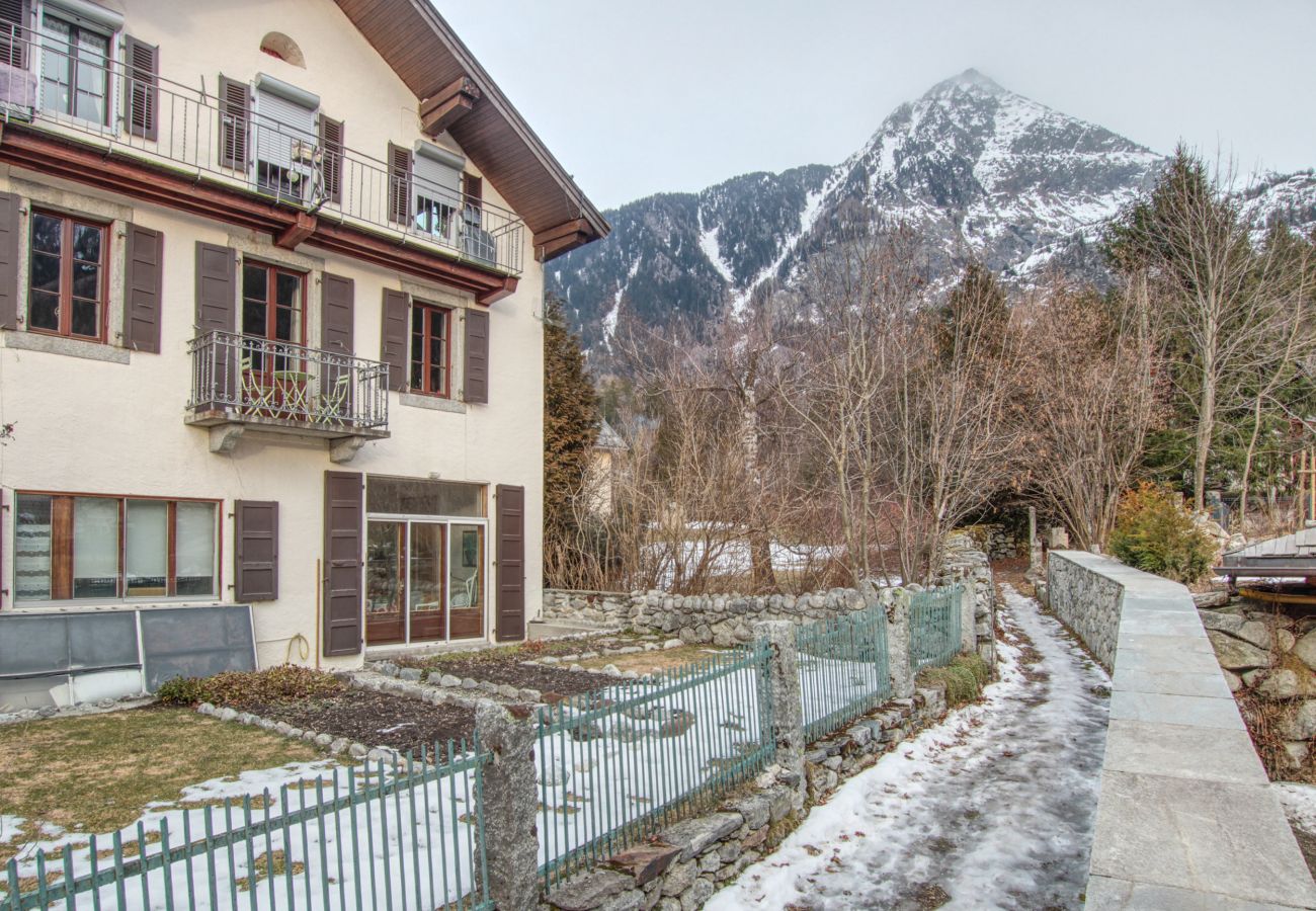 Apartment in Chamonix-Mont-Blanc - Apartment Asana