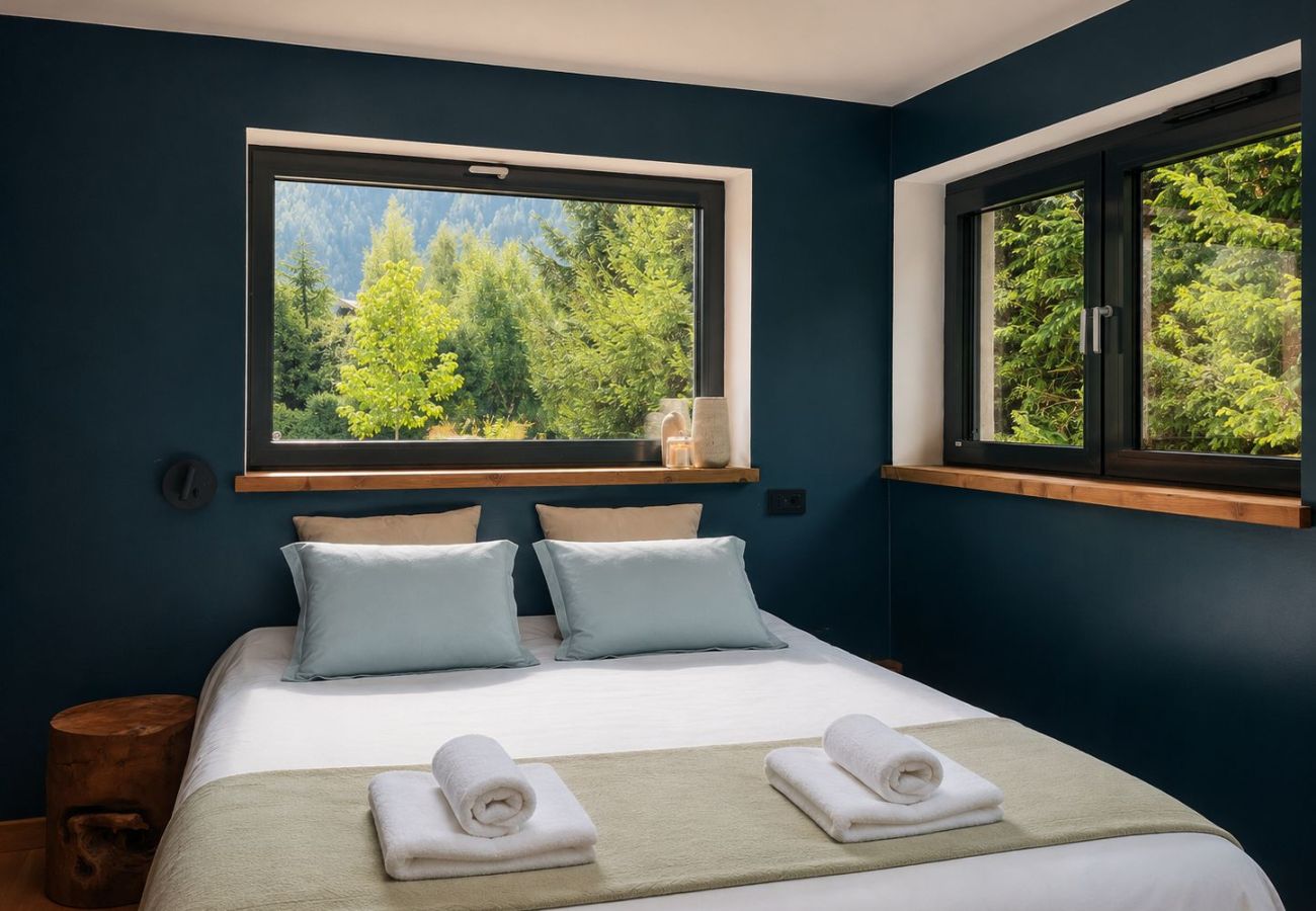 Chalet in Chamonix-Mont-Blanc - Chalet Bois du Lac